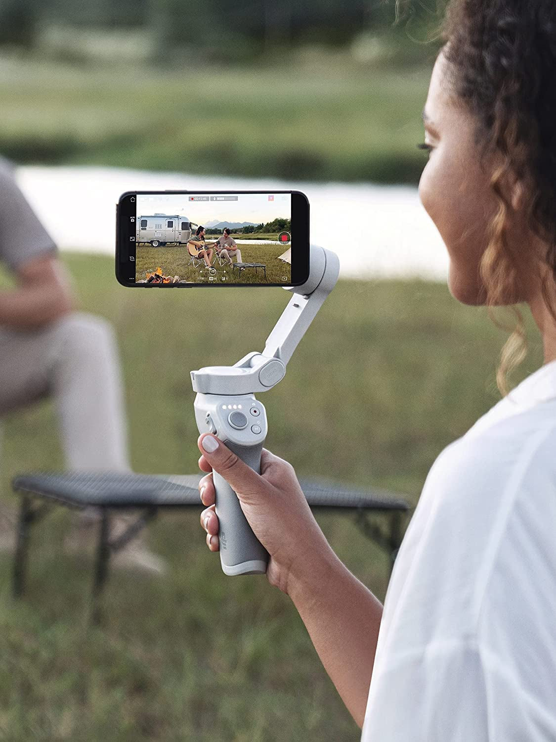 OM 4 SE - 3-Axis Smartphone Gimbal Stabilizer with Tripod, Magnetic Design, Portable and Foldable, Activetrack 3.0, Story Mode, Vlogging Stabilizer, Youtube Tiktok Video, for Android and Iphone