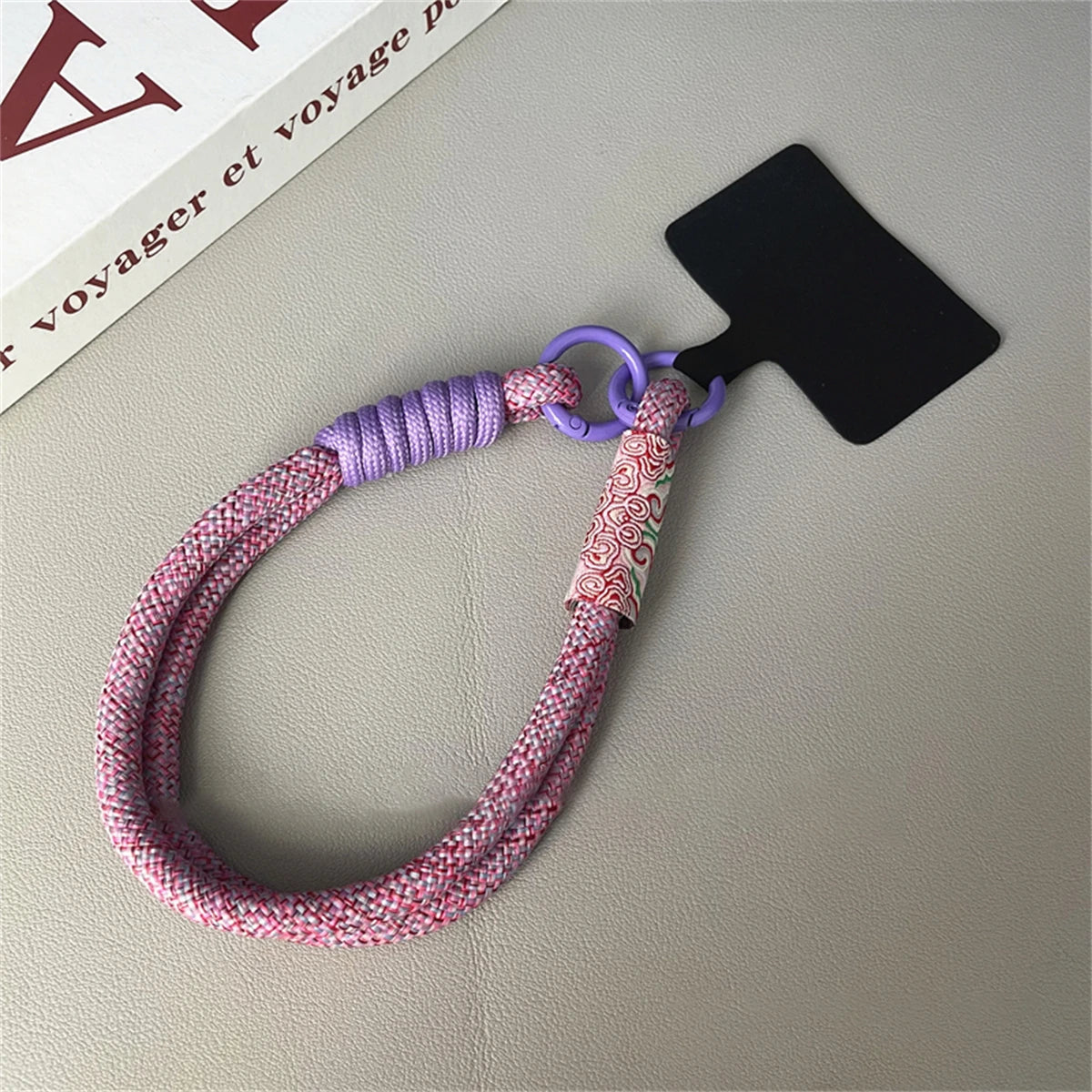 🎀 Correa Retro de Cuerda Trenzada – Lanyard corto para teléfono, estilo colgante decorativo, anti pérdida, pulsera fuerte y con estilo