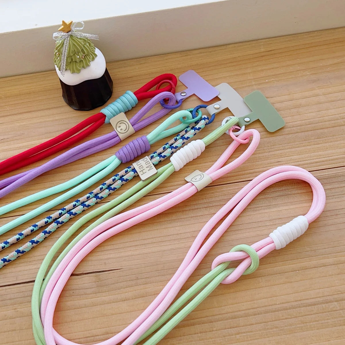 🎀 Lanyard Divertido Bicolor – Correa ajustable para celular, cinta de cuello con colores contrastantes y estilo alegre