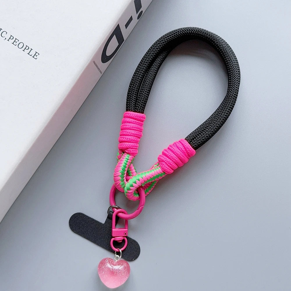 🎀 Correa Trenzada con Corazón – Lanyard con cadena colgante, anillo y parche desmontable, ideal para celular, lindo y práctico