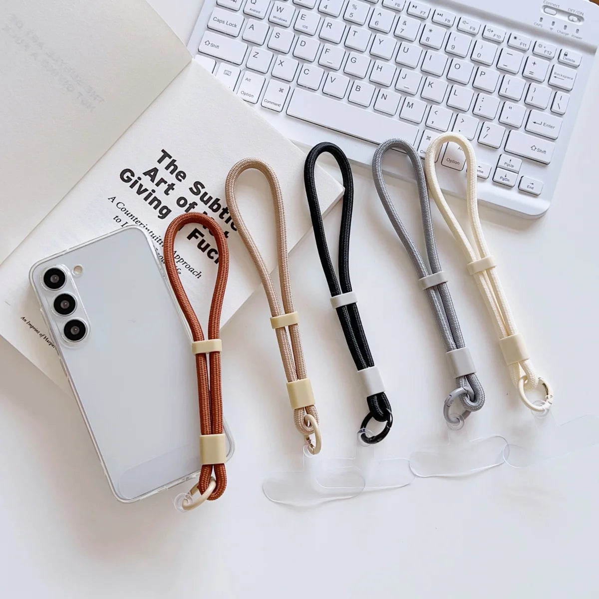 🎀 Lanyard Silicona Pastel – Correa corta y ajustable tipo pulsera, colores dulces, clip universal anti pérdida para celular
