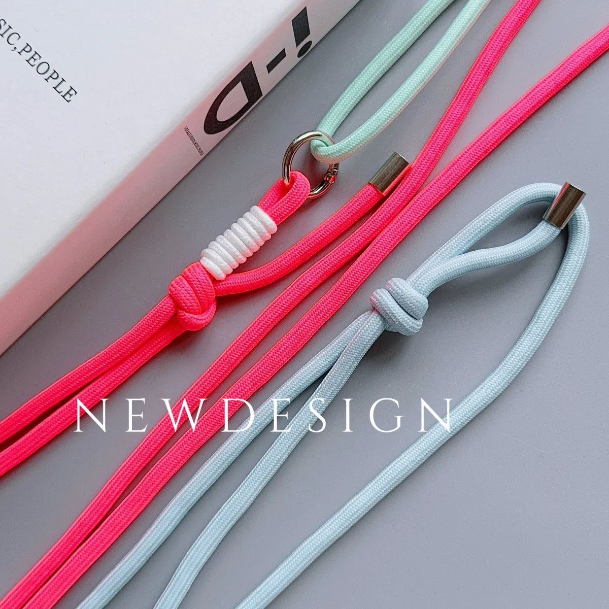 🎀 Lanyard de Telar Colorido – Correa deportiva y de moda para celular, diseño largo con colgante y estilo vibrante
