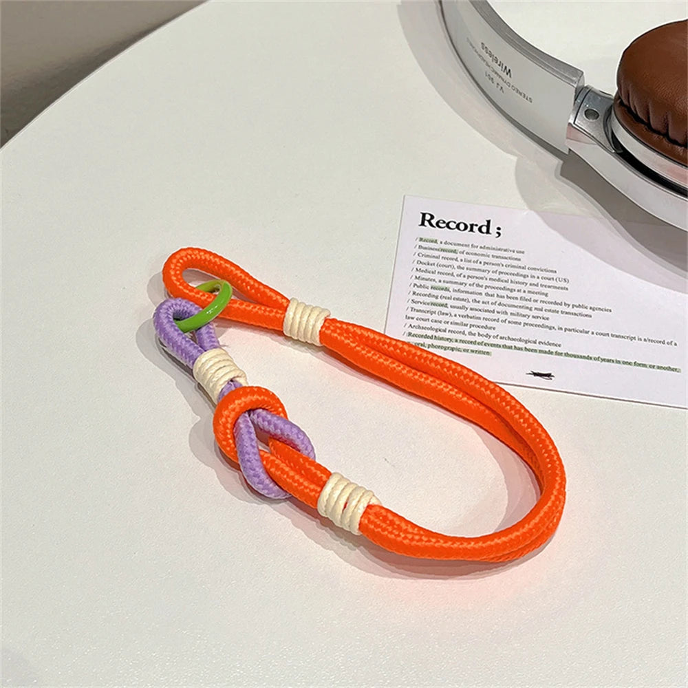🎀 Pulsera Lujosa para Celular – Lanyard con parche, llavero colorido y diseño de joyería, ideal para regalo o accesorio