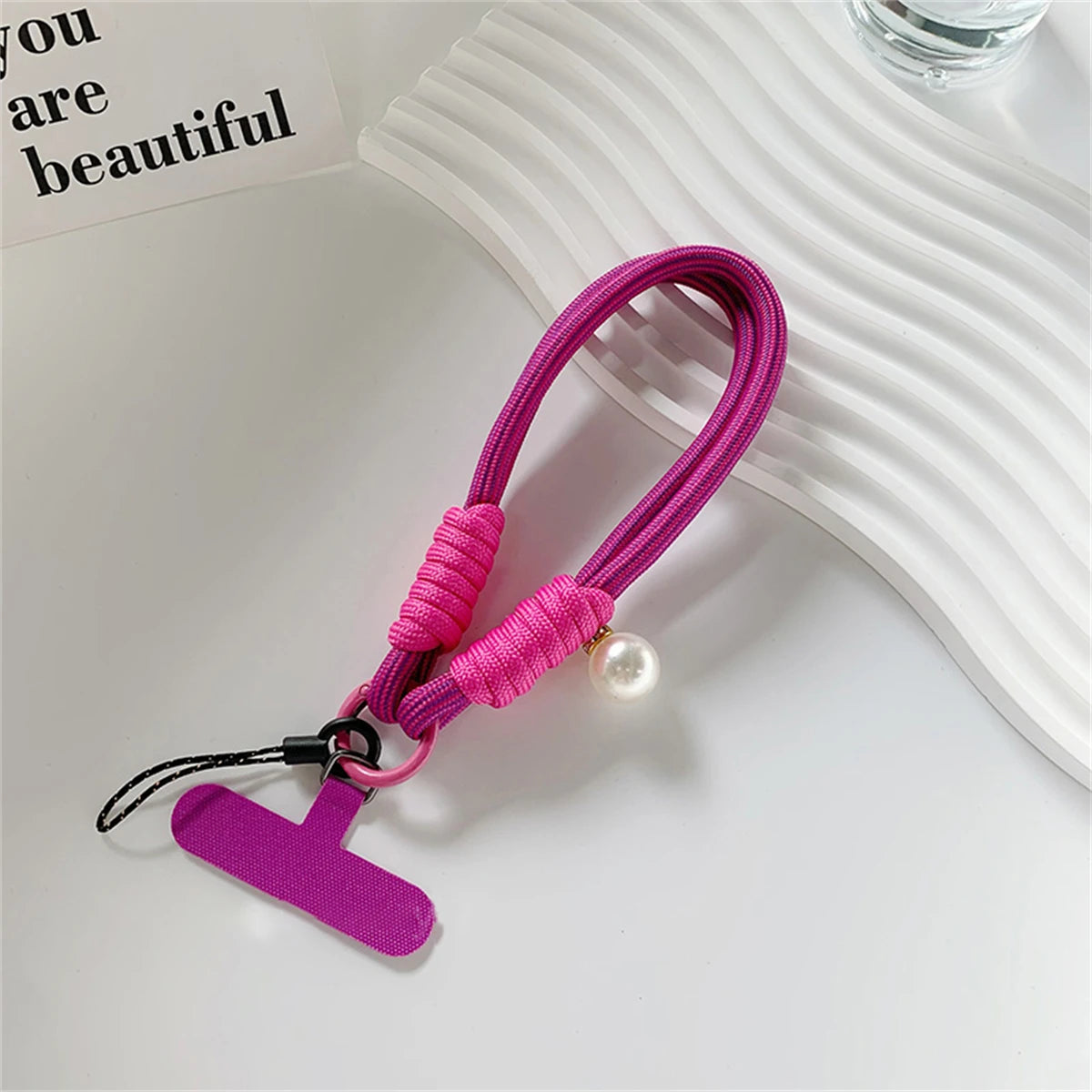 š Lanyard con perlas ā Cuerda trenzada para muƱeca, decoración elegante y anticaĆda