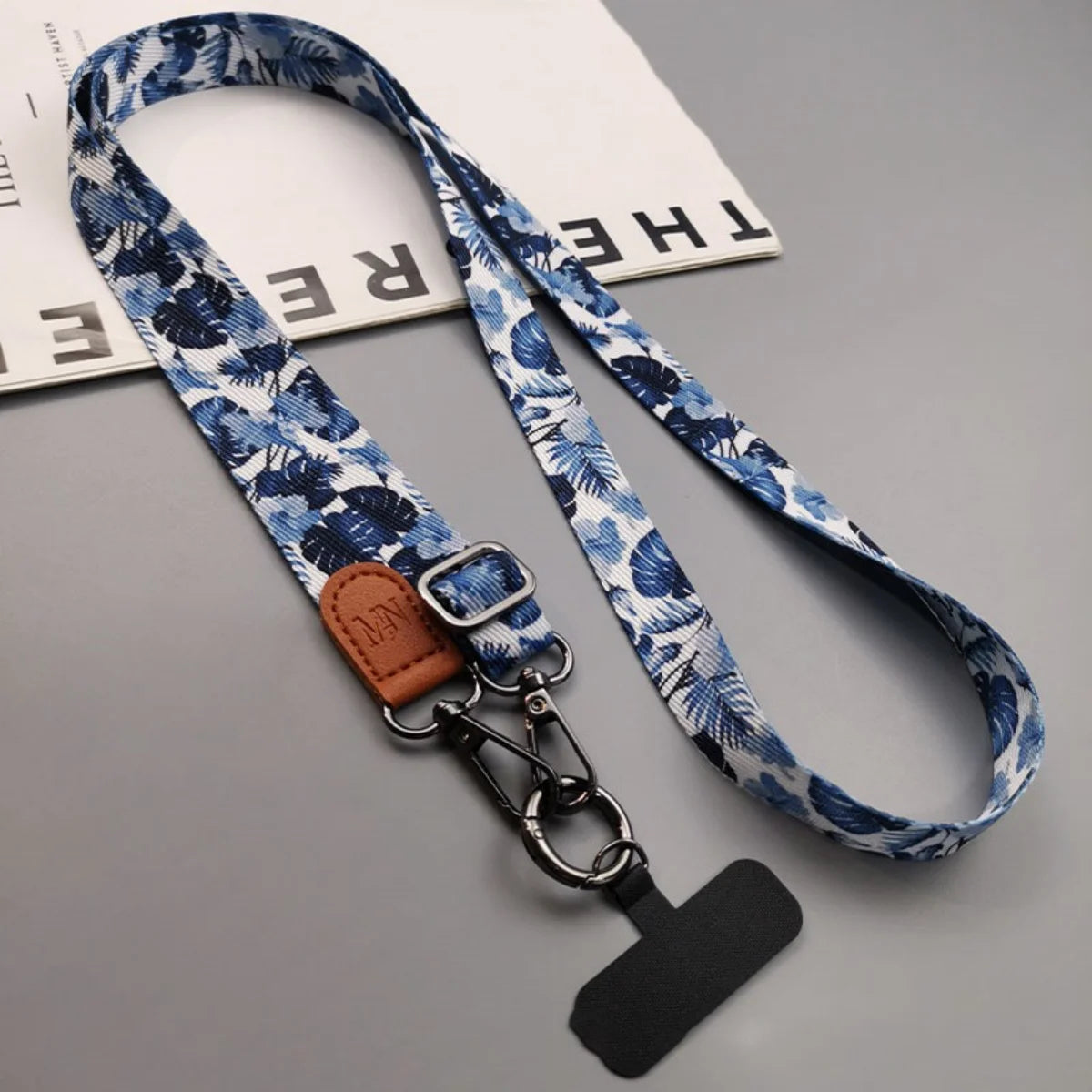 🎀 Lanyard Retro Ajustable – Cinta cruzada con clip, universal e impermeable, ideal para tarjetas o celular