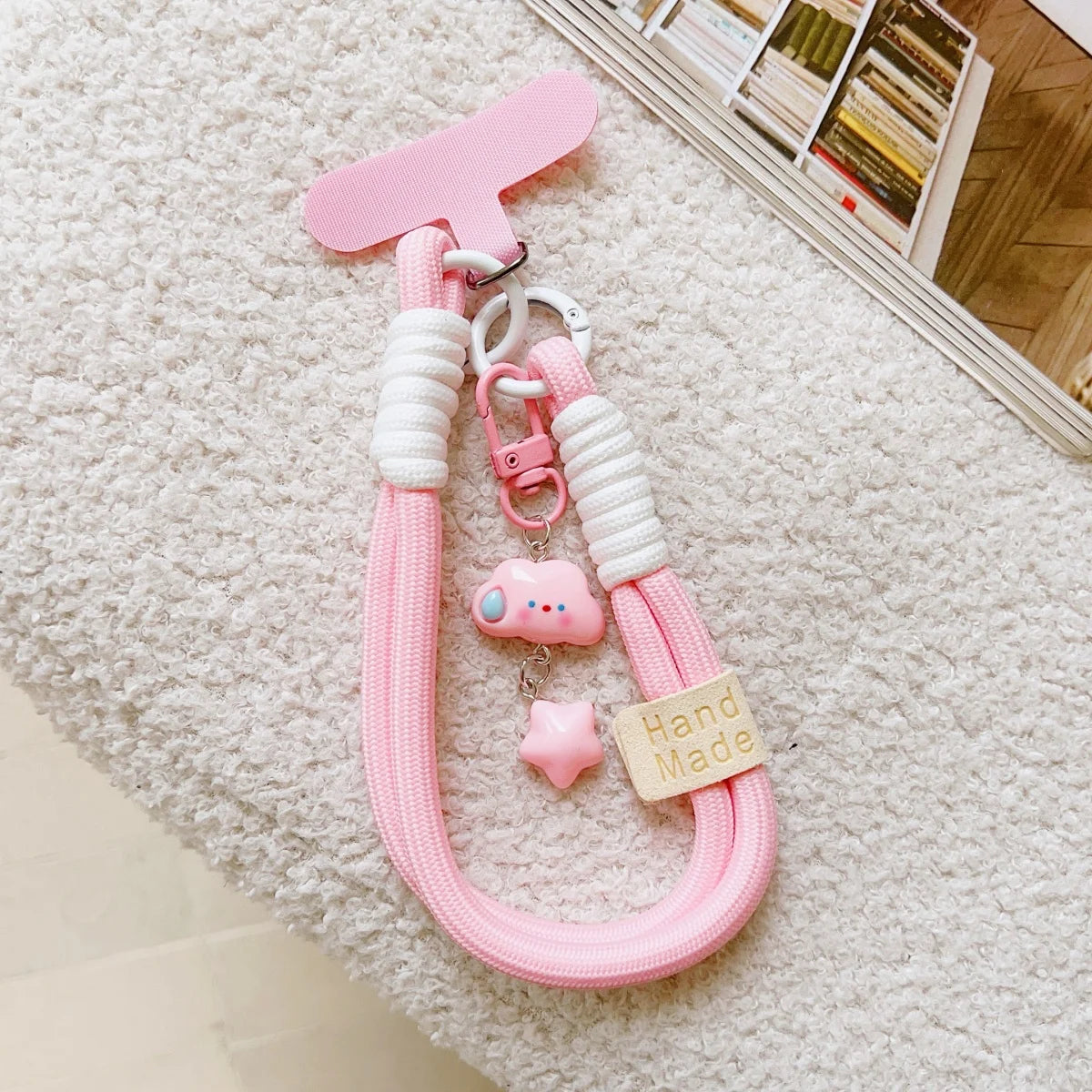 🎀 Lanyard con colgante de nube 3D – Correa de mano ajustable corta y cute, clip universal anticaída