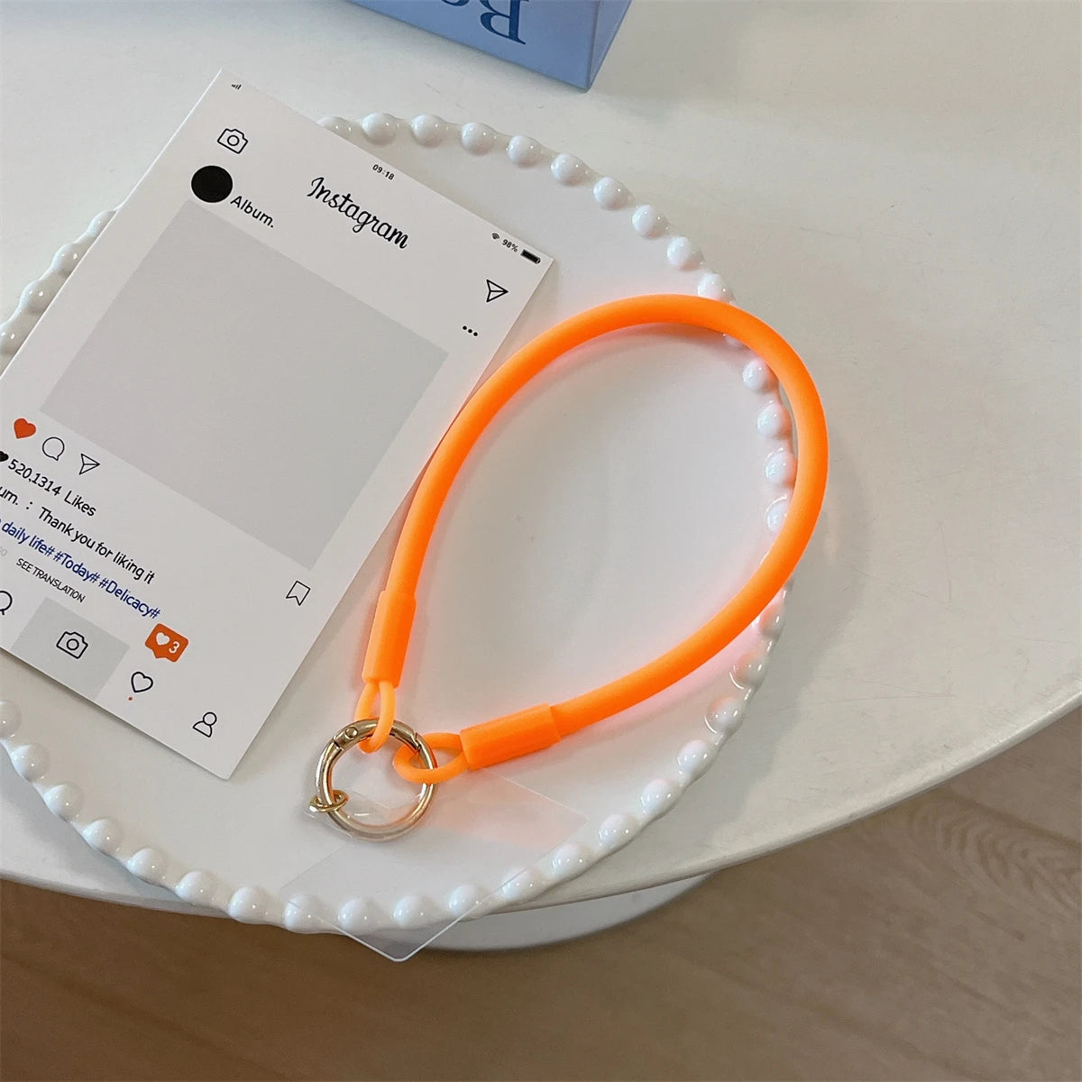 🎀 Lanyard de Silicona Líquida – Correa decorativa corta para celular, anti pérdida, diseño fuerte y elegante para la muñeca