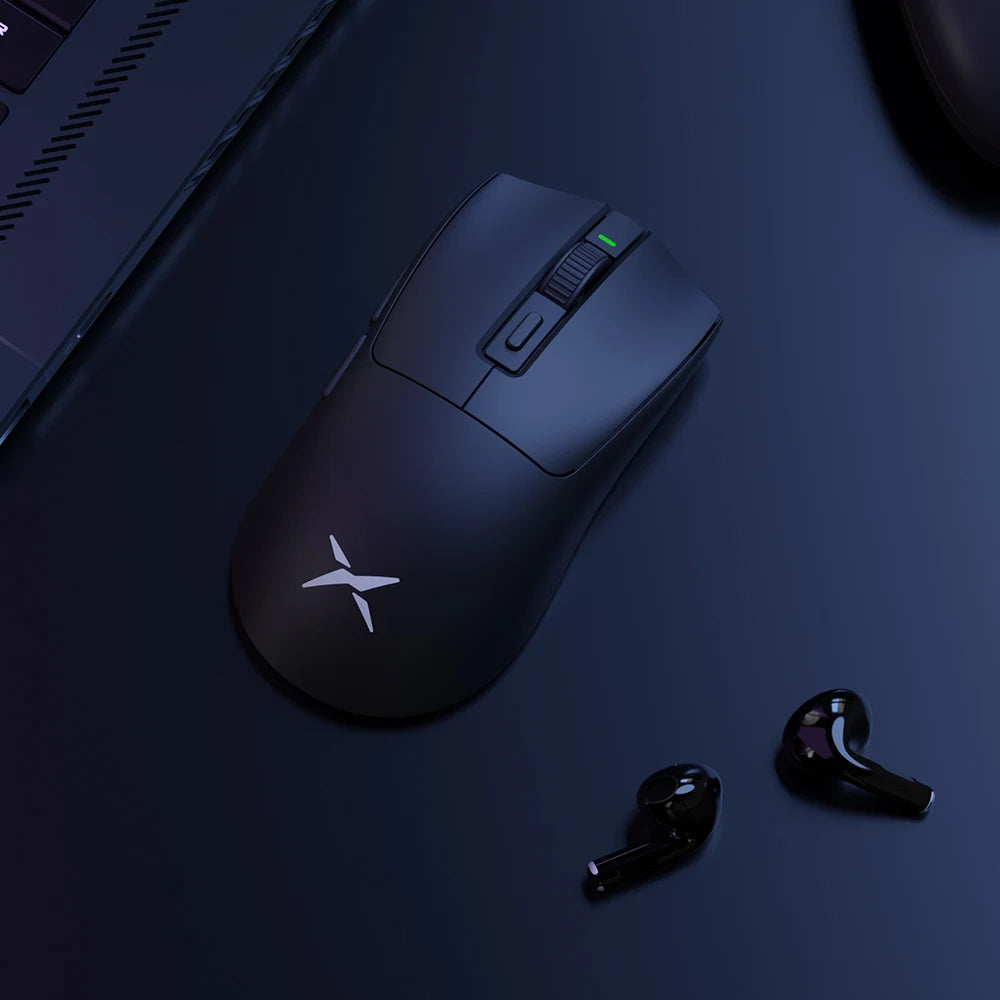 Delux 🖱️ M600 Series Gaming Mouse | 52g Ligero Conexión 2.4G + Alámbrico 26000 DPI Recargable Para PC Gamer y Manos Pequeñas