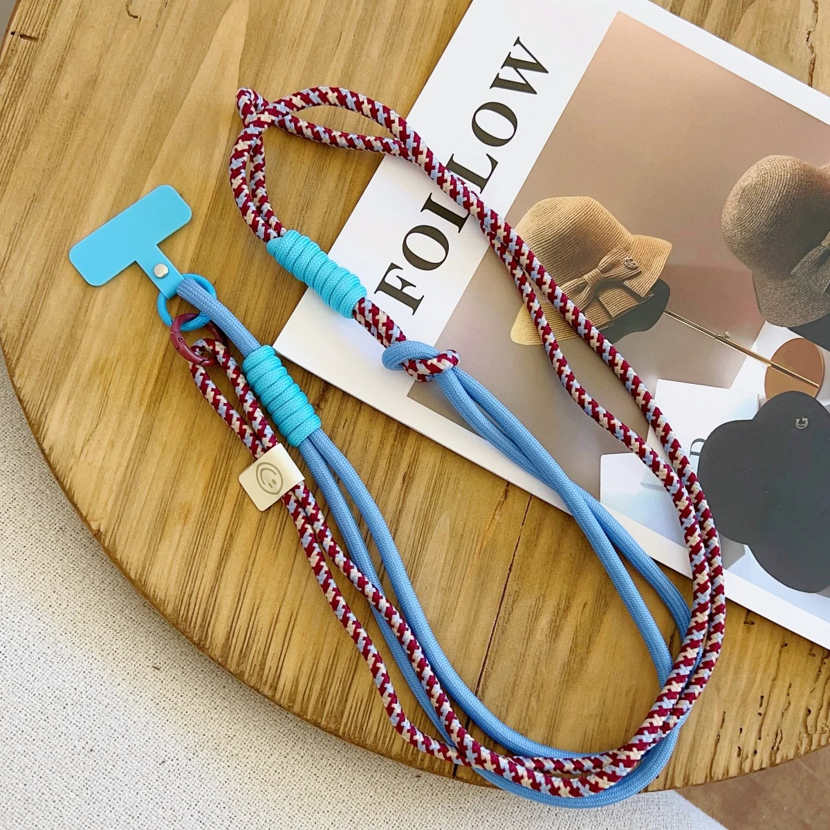 🎀 Lanyard Divertido Bicolor – Correa ajustable para celular, cinta de cuello con colores contrastantes y estilo alegre