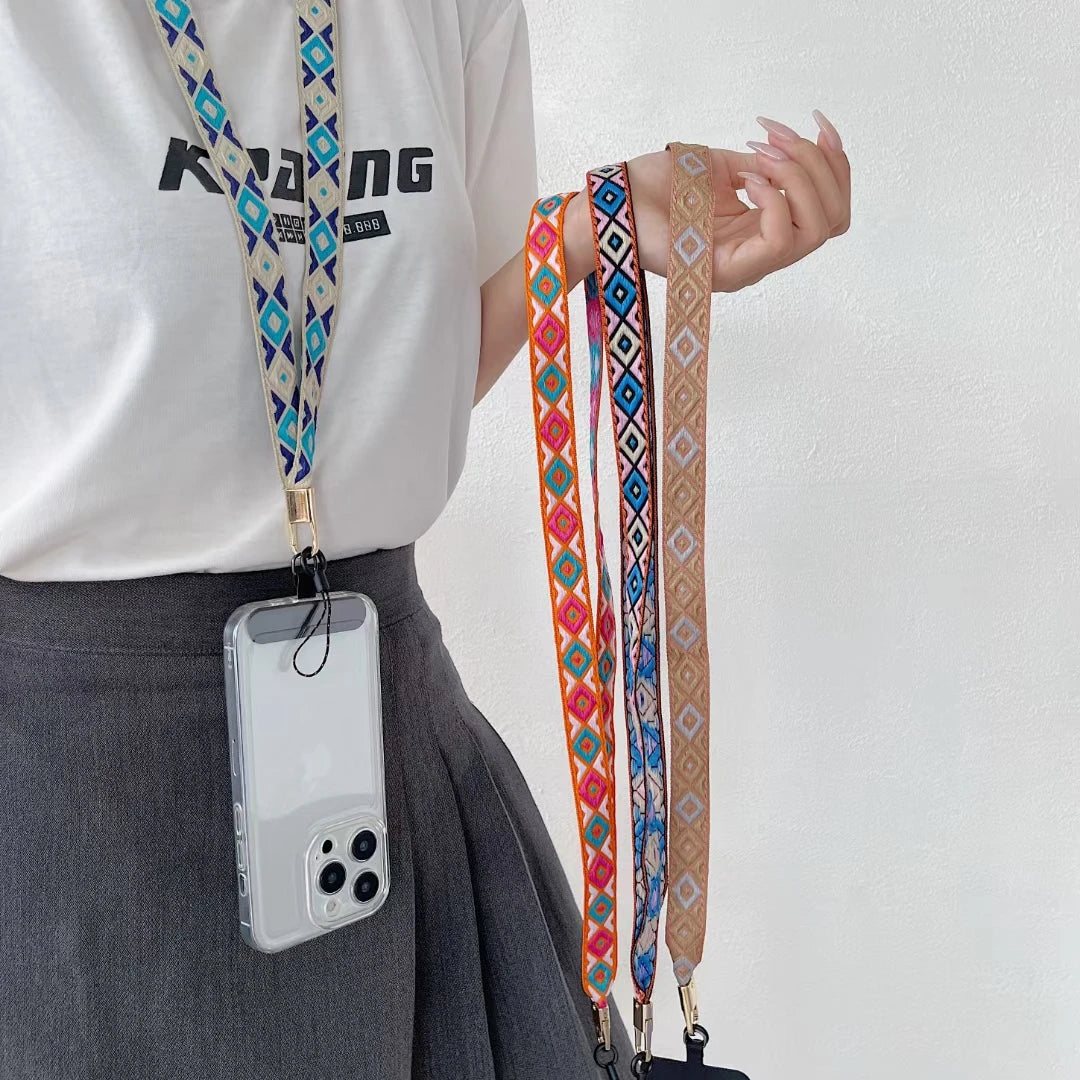 🎀 Correa Tejida a Mano – Lanyard para bolso o celular, trenzado artesanal, ideal como charm cruzado o para llaves