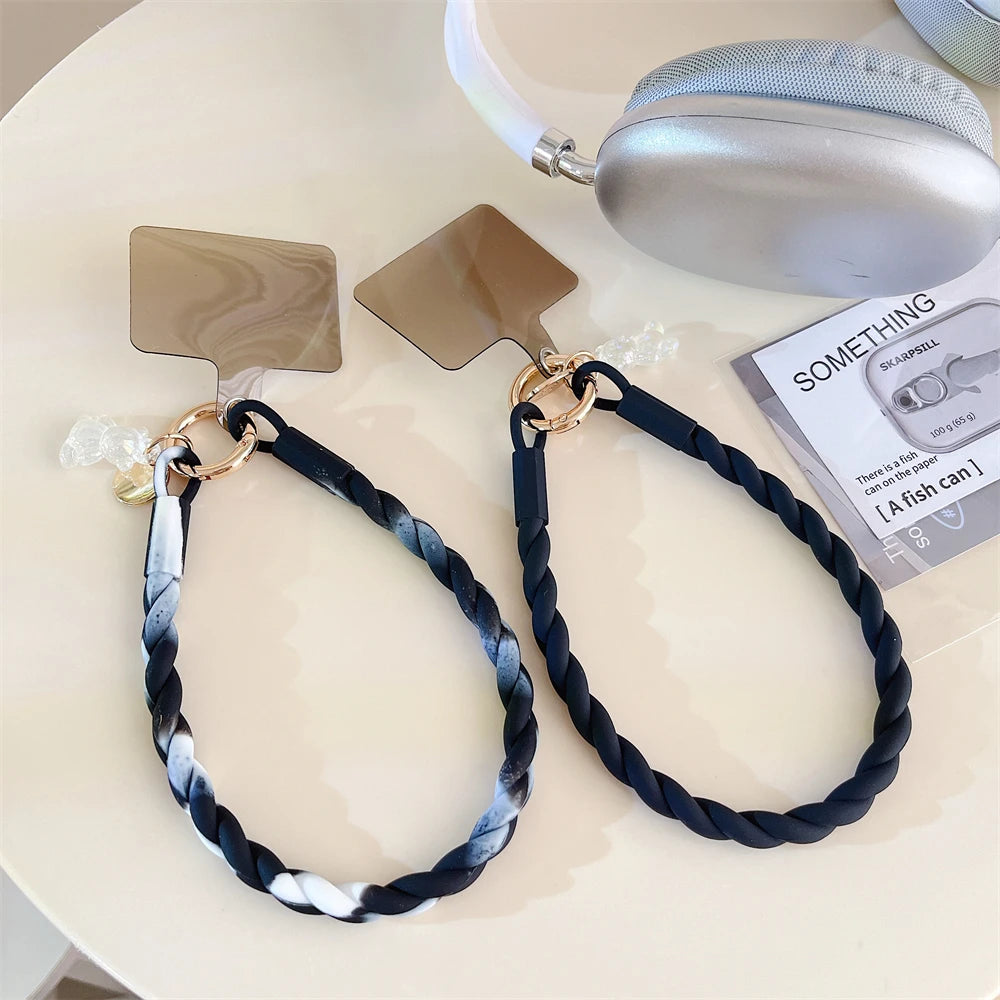 🎀 Lanyard con oso brillante – Correa cruzada larga para celular, diseño cute y deportivo