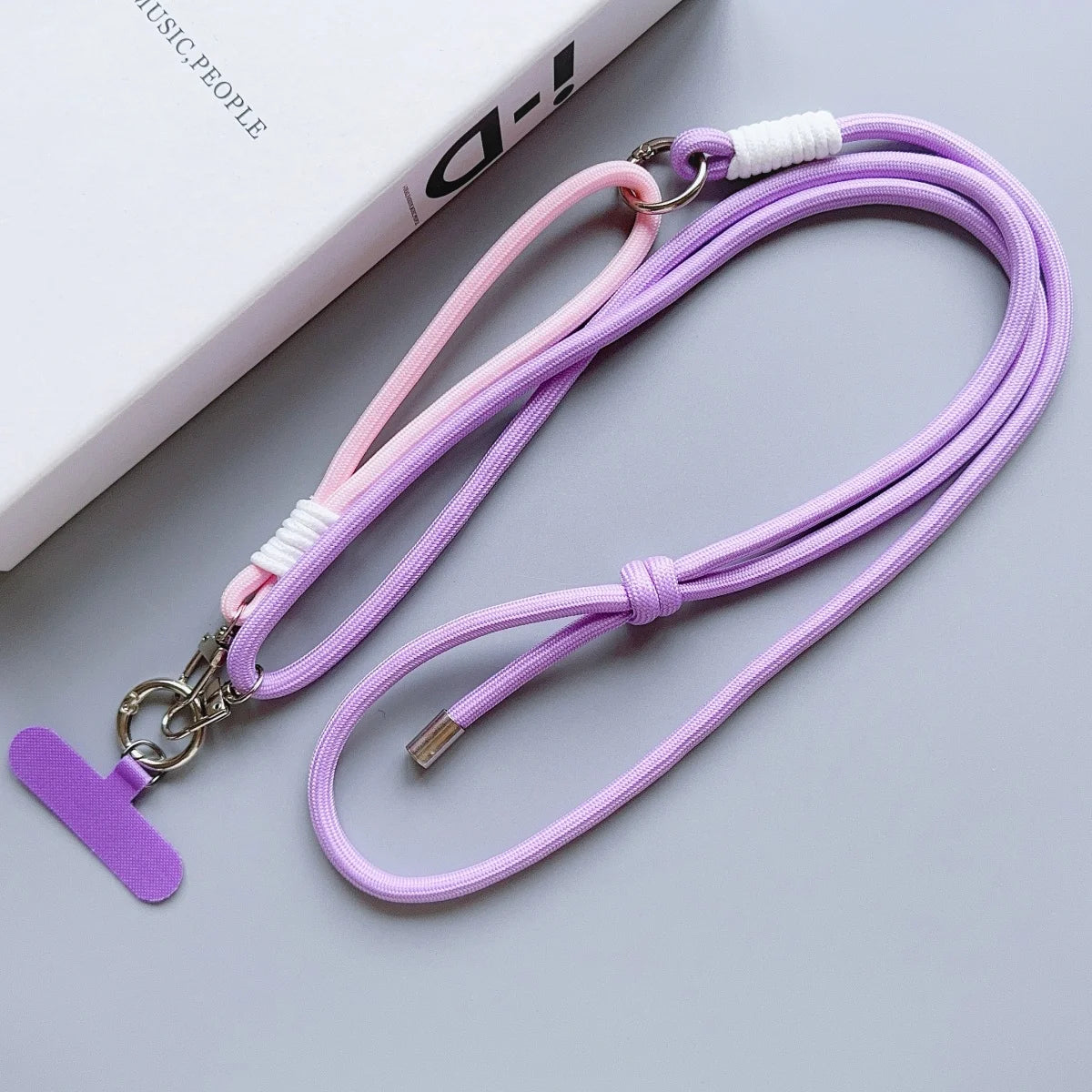 🎀 Lanyard de Telar Colorido – Correa deportiva y de moda para celular, diseño largo con colgante y estilo vibrante
