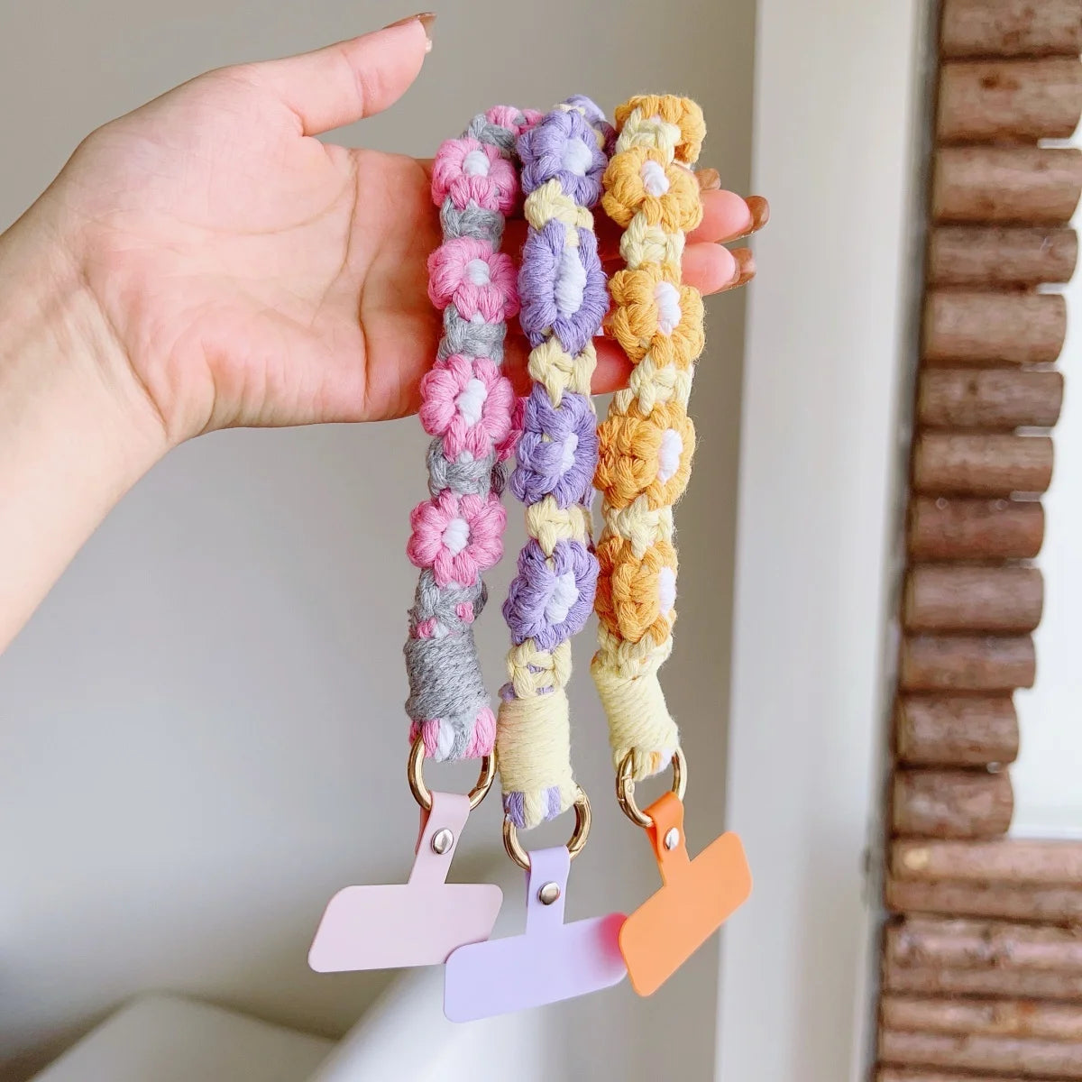 🎀 Correa de Flores Tejidas Coloridas – Lanyard decorativo para celular, llaves o pantalones, con estilo y función anti pérdida