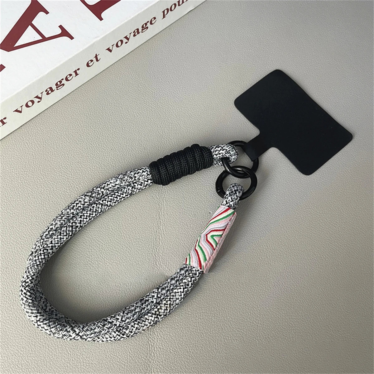 🎀 Correa Retro de Cuerda Trenzada – Lanyard corto para teléfono, estilo colgante decorativo, anti pérdida, pulsera fuerte y con estilo