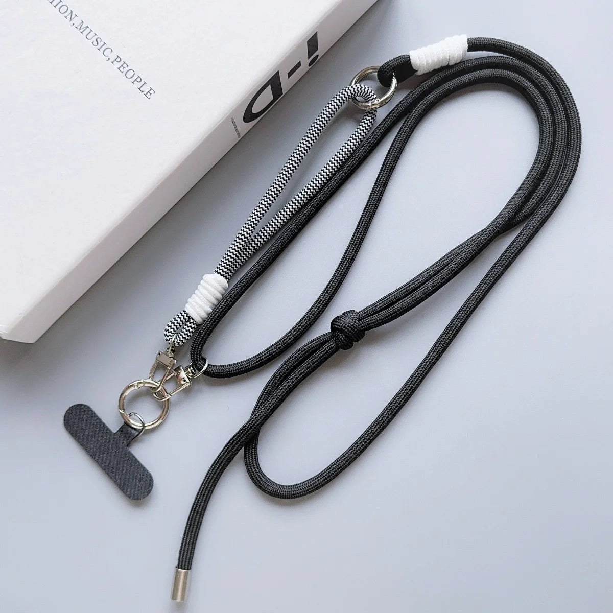 🎀 Lanyard de Telar Colorido – Correa deportiva y de moda para celular, diseño largo con colgante y estilo vibrante