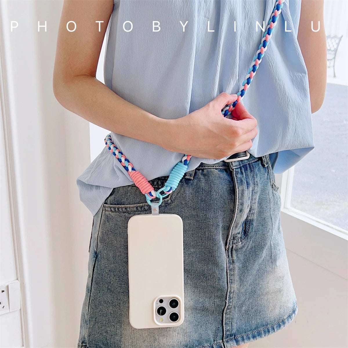 🎀 Lanyard Colorido con Repuesto – Correa cruzada trenzada con llavero y parche extra, ideal para accesorios femeninos