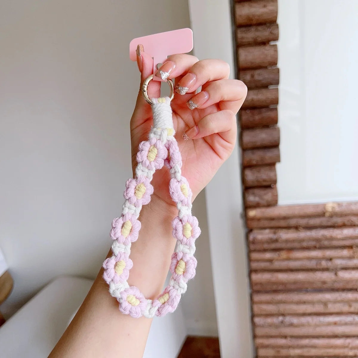 🎀 Correa de Flores Tejidas Coloridas – Lanyard decorativo para celular, llaves o pantalones, con estilo y función anti pérdida