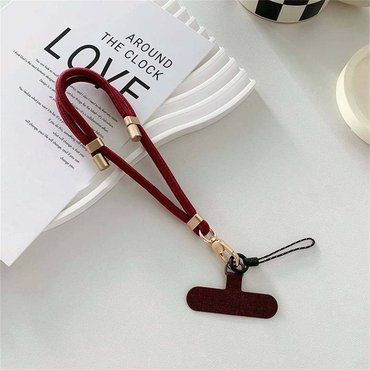 🎀 Lanyard corto de nailon metálico – Correa elegante para pantalón, accesorio de muñeca anticaída