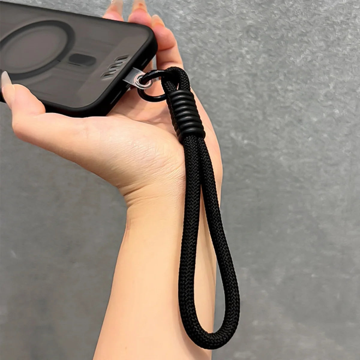 🎀 Pulsera Universal de Nylon – Correa para celular, cámara o llaves, ideal como regalo, resistente y versátil