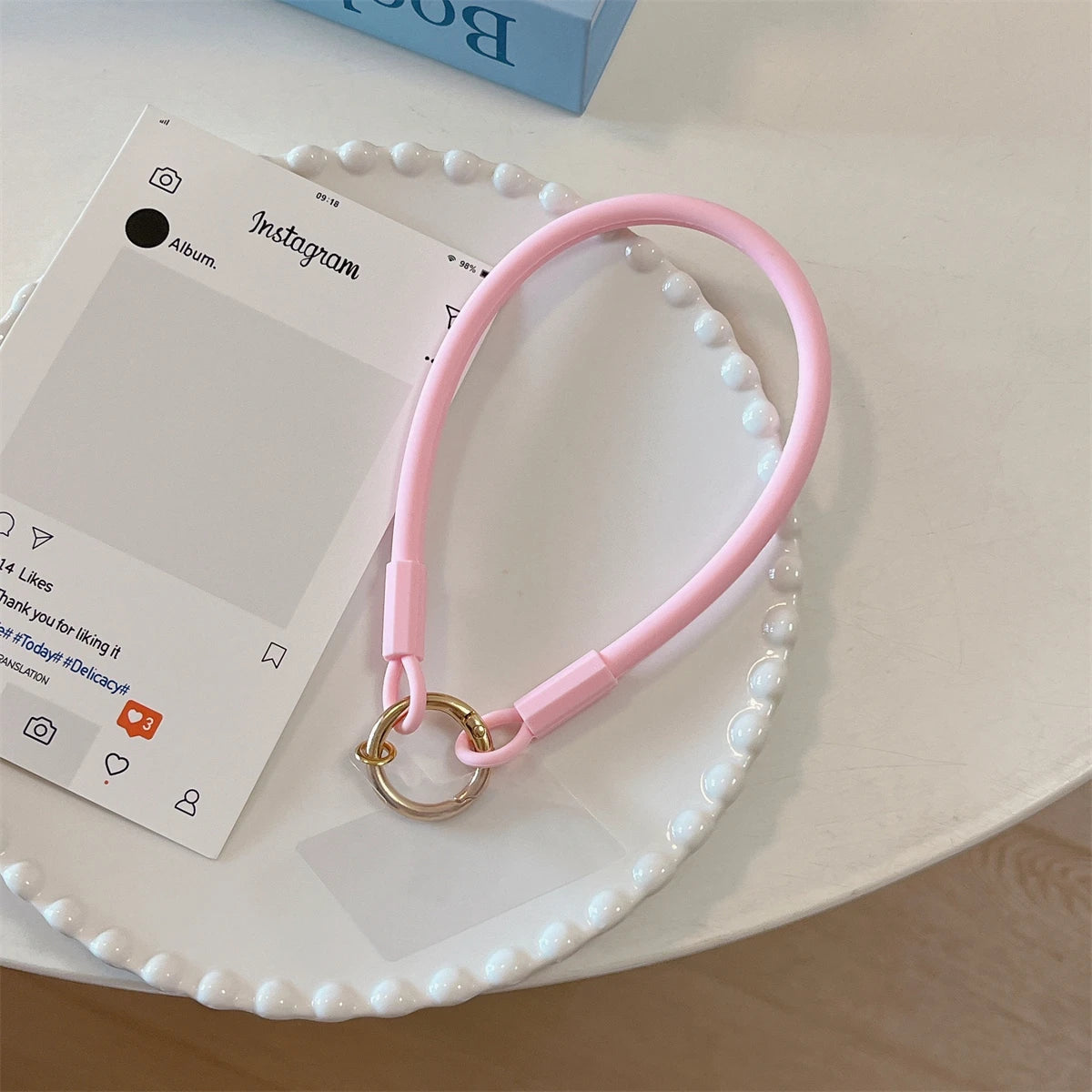 🎀 Lanyard de Silicona Líquida – Correa decorativa corta para celular, anti pérdida, diseño fuerte y elegante para la muñeca