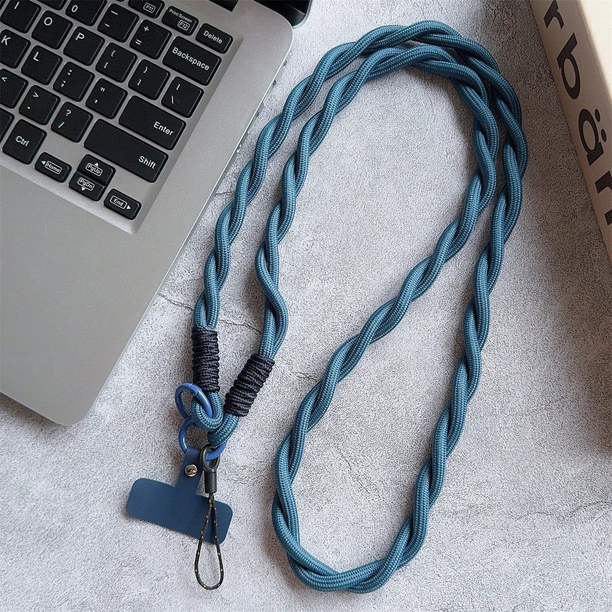 🎀 Correa de Nylon Trenzado – Lanyard largo cruzado universal, ideal para celular o bolso, con diseño fuerte y cómodo