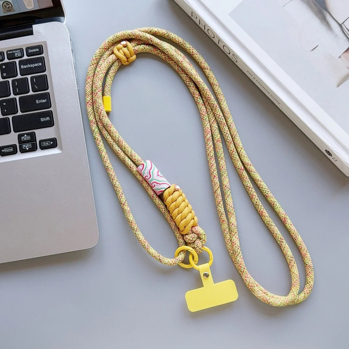 🎀 Lanyard Acrílico Estiloso – Correa cruzada de diseño universal para celular, anti pérdida, con clip y cuerda elegante