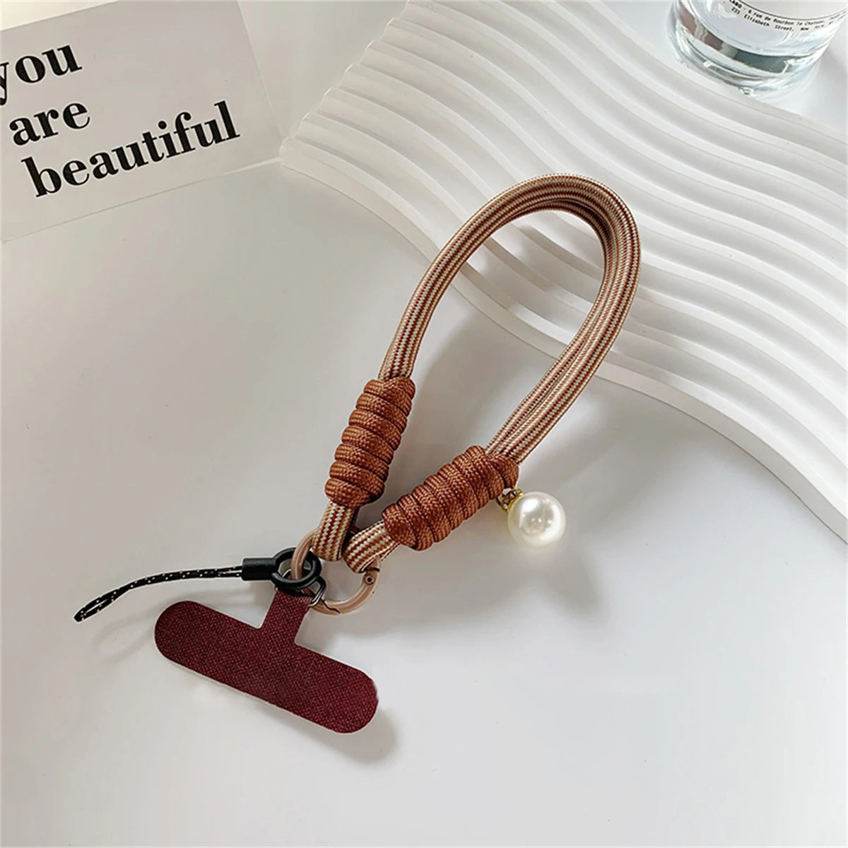 š Lanyard con perlas ā Cuerda trenzada para muƱeca, decoración elegante y anticaĆda