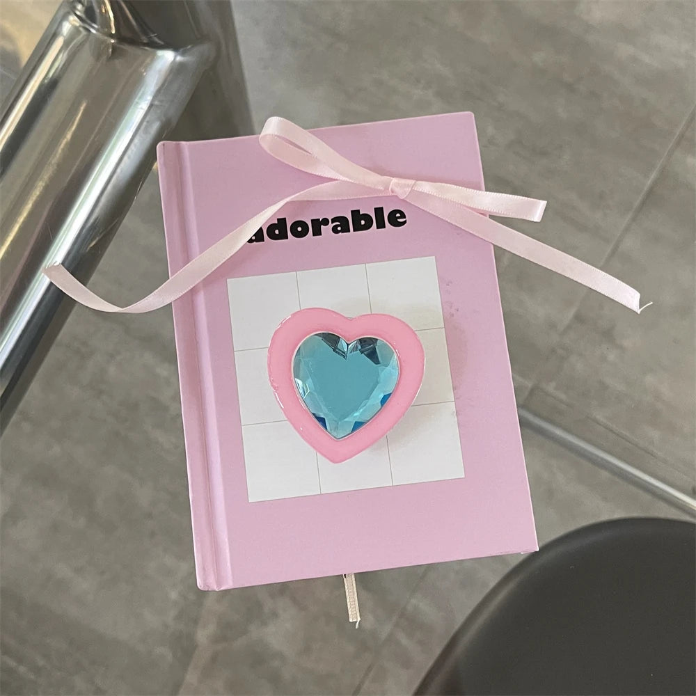 🎀 Soporte de Corazón con Diamantes – Griptok brillante de lujo, soporte para celular estilo romántico y elegante