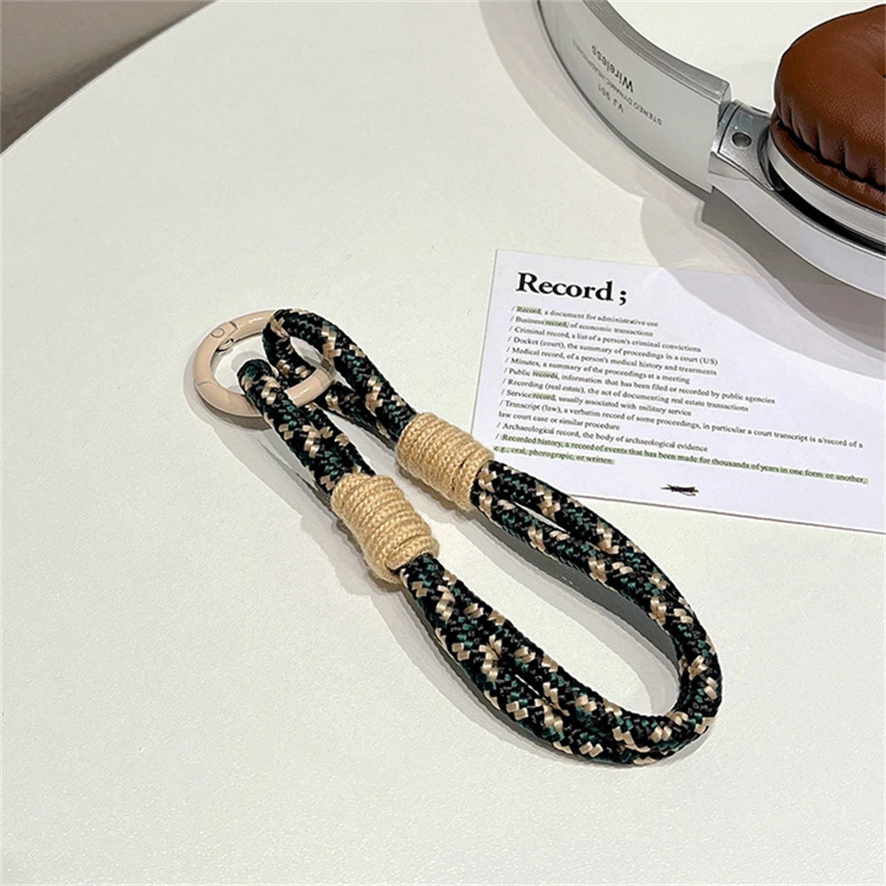 🎀 Pulsera Lujosa para Celular – Lanyard con parche, llavero colorido y diseño de joyería, ideal para regalo o accesorio