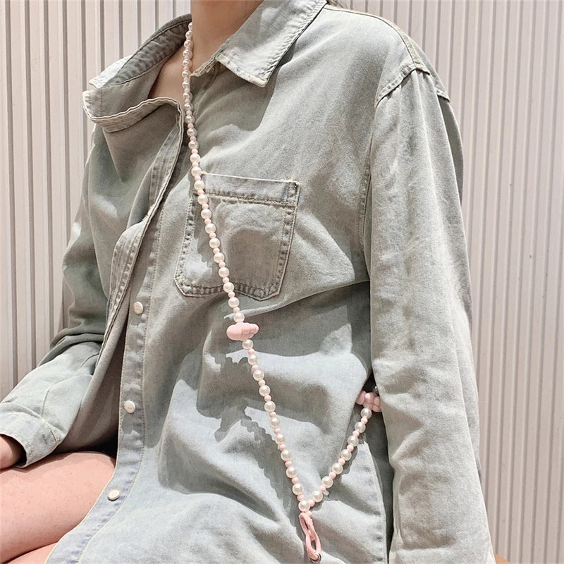 🎀 Correa Larga Bohemia con Piedras y Perlas – Lanyard de estilo elegante para celular, anti pérdida y con diseño femenino