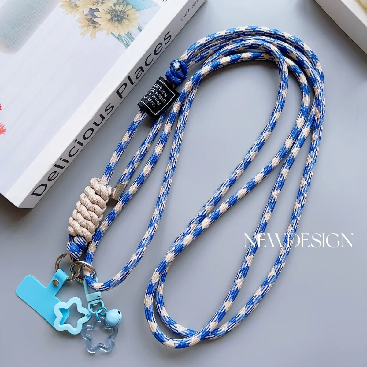🎀 Lanyard con diseño de cuadros – Correa acrílica universal cruzada con cuerda para cuello anticaída