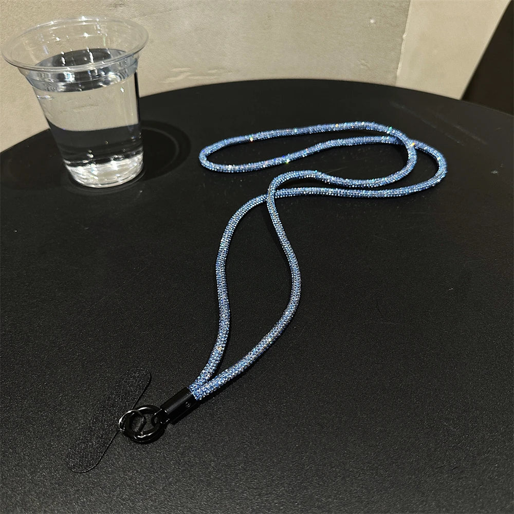 🎀 Lanyard de lujo con diamantes – Correa cruzada brillante para celular, pulsera y charm