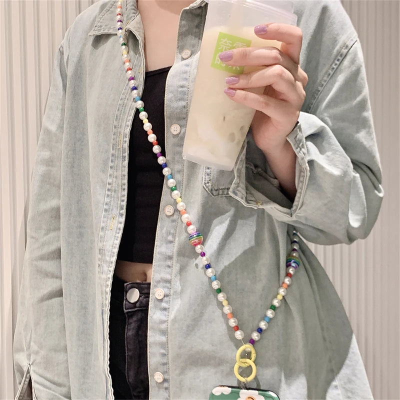 🎀 Correa Larga Bohemia con Piedras y Perlas – Lanyard de estilo elegante para celular, anti pérdida y con diseño femenino