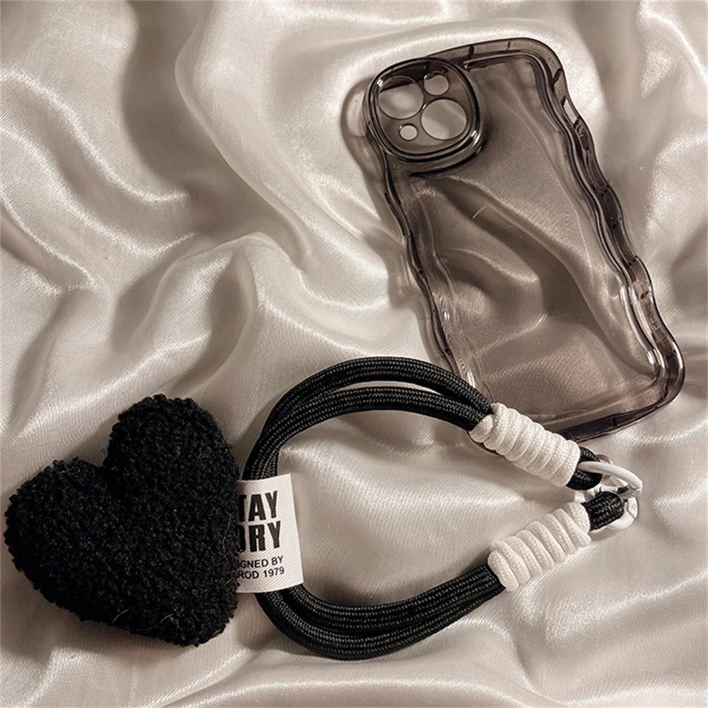 🎀 Lanyard con Corazones – Llavero con cadena de corazones y trenzado mesh, accesorio para celular, bolso o pantalón