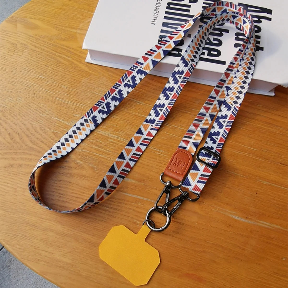 🎀 Lanyard floral – Cuerda para cuello con diseño de plantas, llavero, charm USB y accesorio de regalo