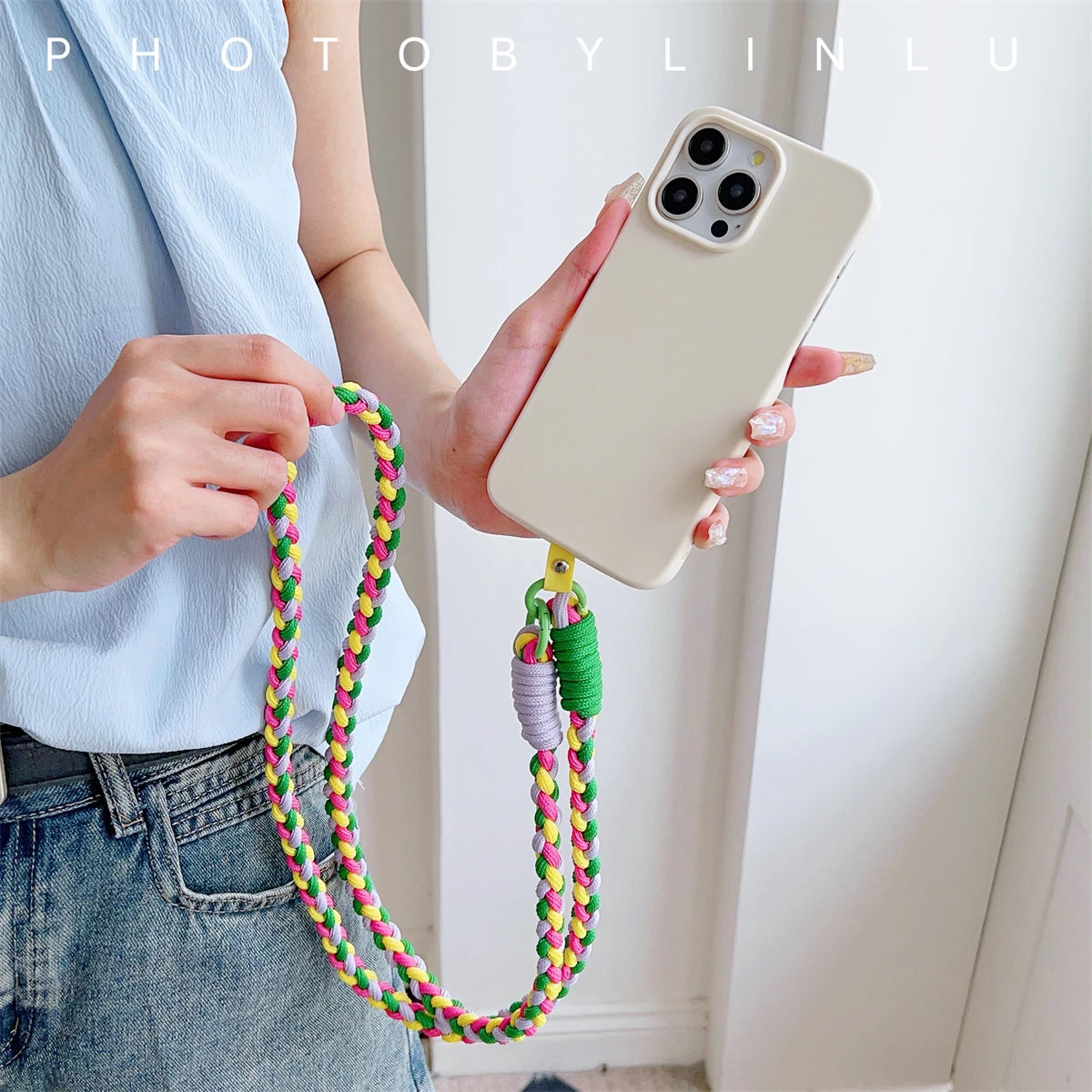 🎀 Lanyard Colorido con Repuesto – Correa cruzada trenzada con llavero y parche extra, ideal para accesorios femeninos