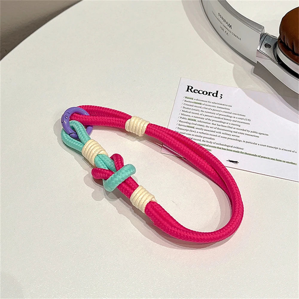 🎀 Pulsera Lujosa para Celular – Lanyard con parche, llavero colorido y diseño de joyería, ideal para regalo o accesorio