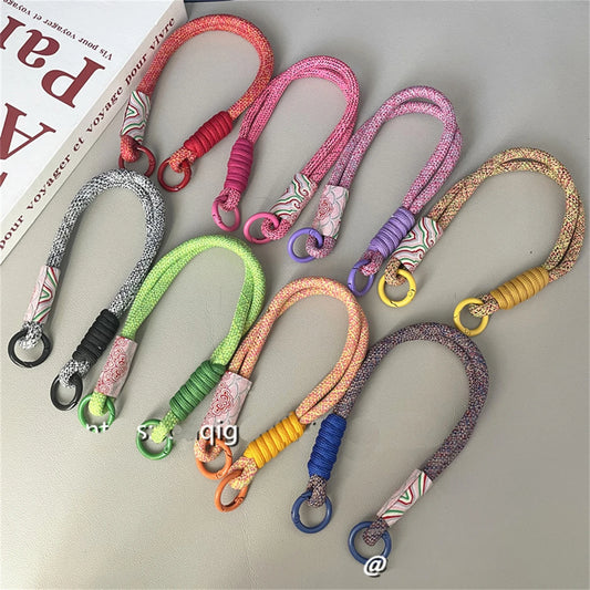 🎀 Correa Retro de Cuerda Trenzada – Lanyard corto para teléfono, estilo colgante decorativo, anti pérdida, pulsera fuerte y con estilo