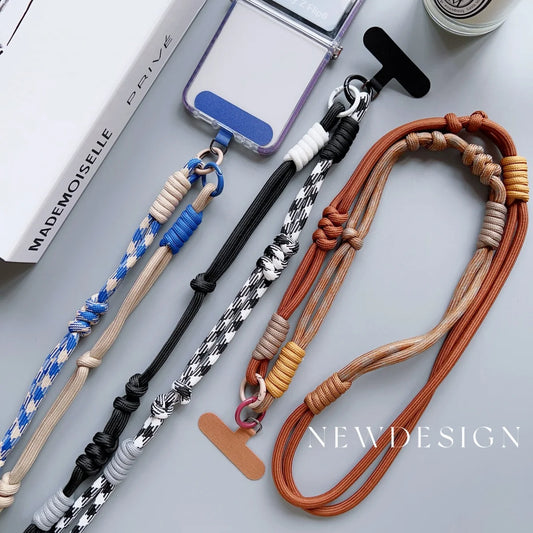 🎀 Lanyard Fashion con Contraste – Correa cruzada para celular, estilo moderno, con clip y diseño anti pérdida
