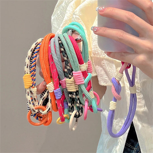 🎀 Pulsera Lujosa para Celular – Lanyard con parche, llavero colorido y diseño de joyería, ideal para regalo o accesorio